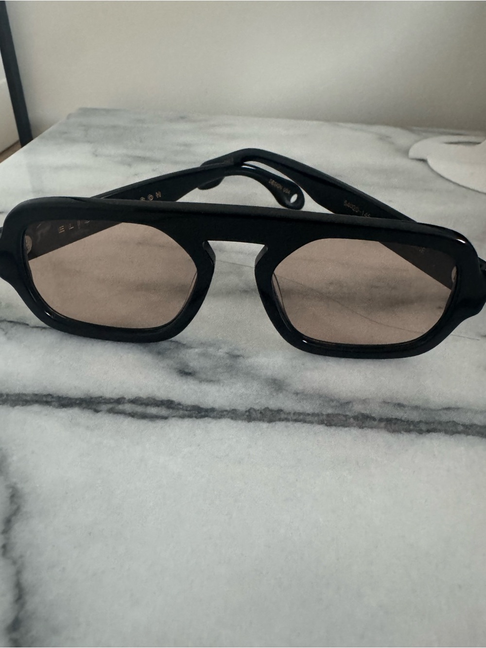 Elisa Johnson- Jane in gloss black